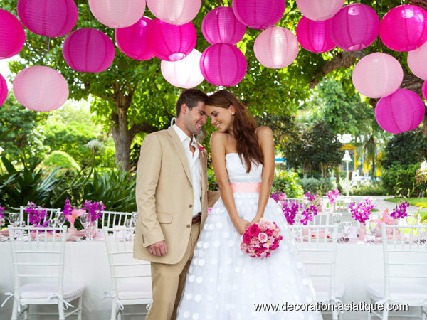 Décorer un mariage avec des lampions de papier